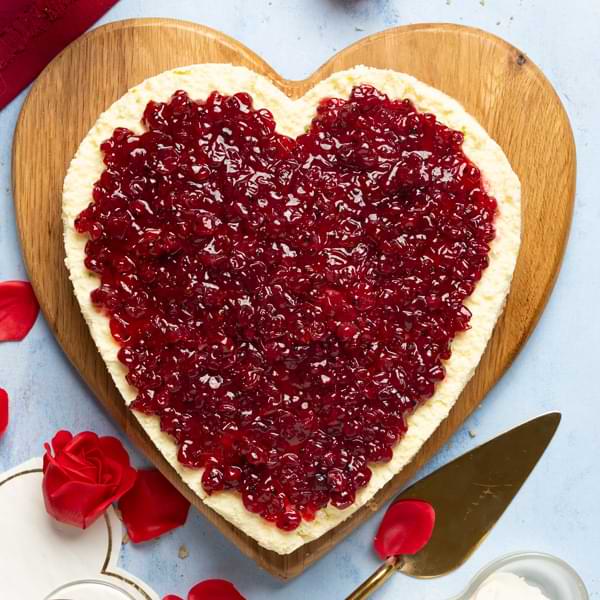 Cheesecake με μαρμελάδα φραγκοστάφυλο